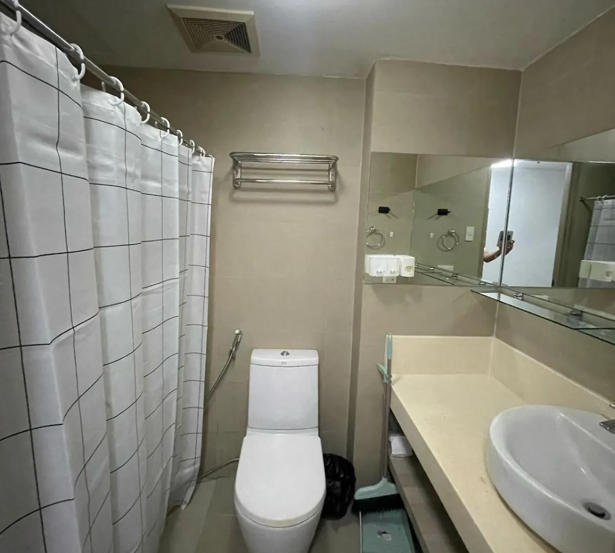 The Serenity Tower 2610 Manila Apartment